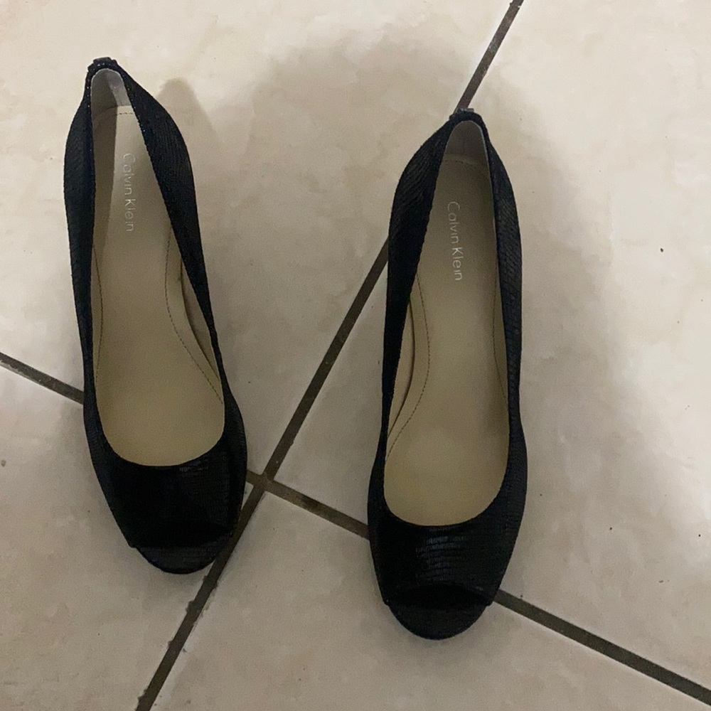 calvin klein black heels used once